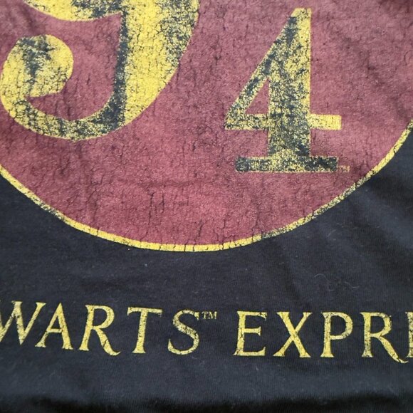 Harry Potter Platform 9¾ Hogwarts Express Graphic T-Shirt – Size 2XL - Picture 7 of 8